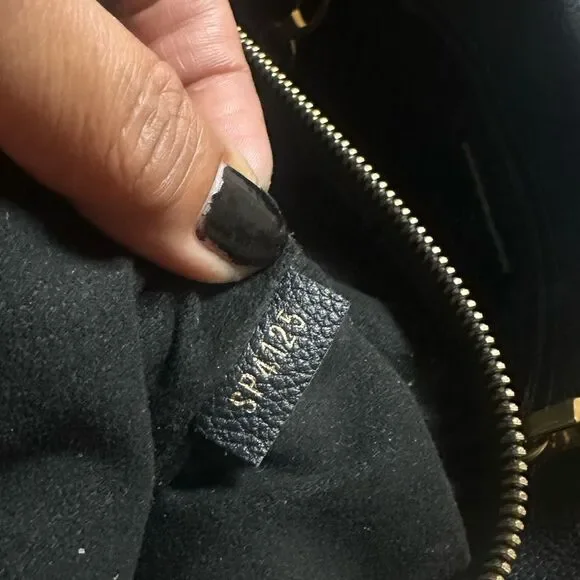 Louis Vuitton Pallas Shopper Minogram - Picture 7 of 16